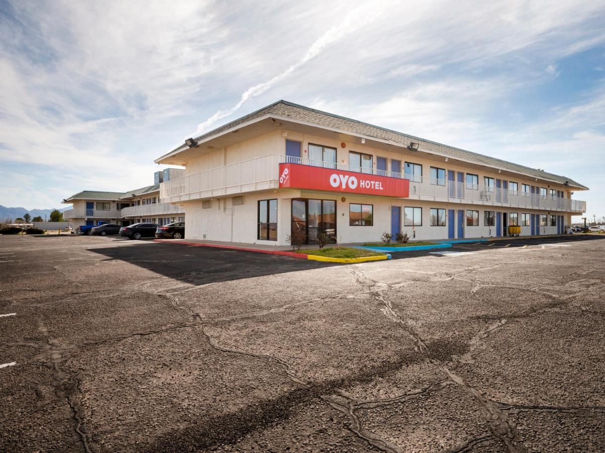 Oyo Hotel Willcox Exteriör bild